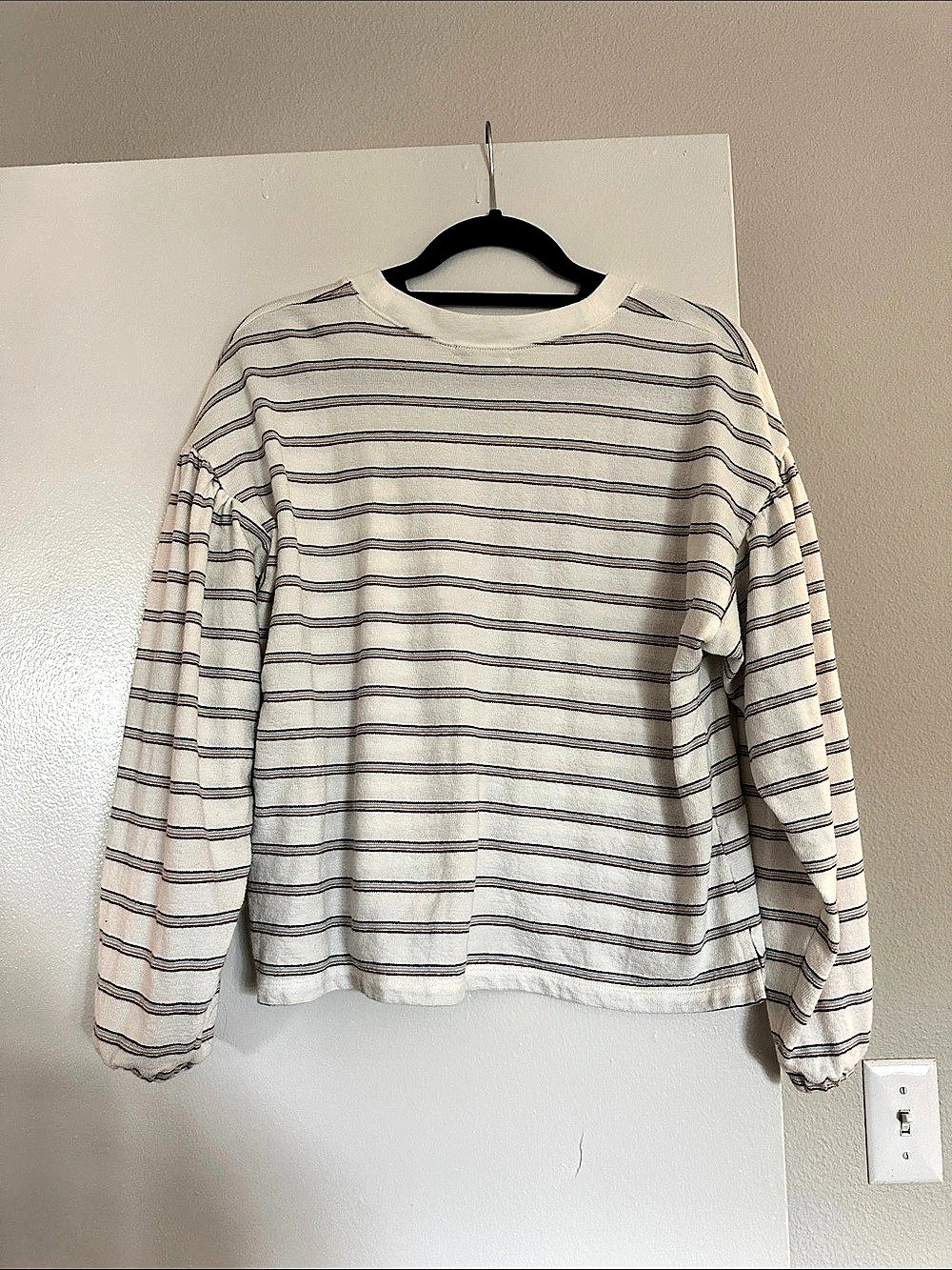 Madewell Easy Crewneck Long-Sleeve Tee in Stripe White & Brown